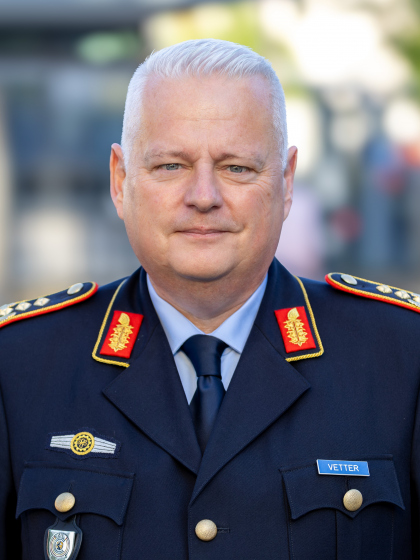 GenLt Vetter