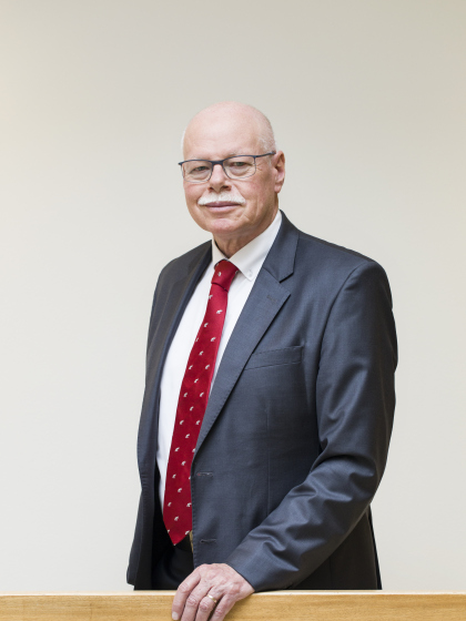Ulrich Mäurer